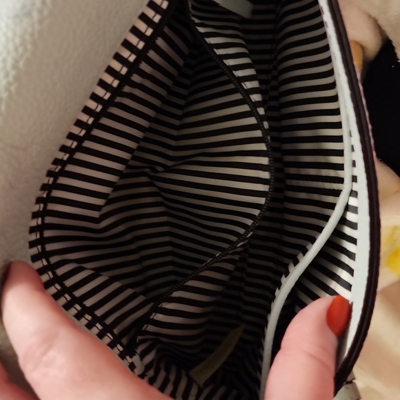 Kate Spade crossbody purse - Picture 3 of 13